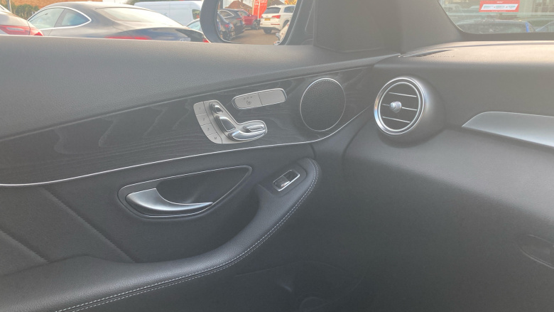 Mercedes-Benz C-Class C300d AMG Line Edition Premium 4dr 9G-Tronic Diesel Saloon